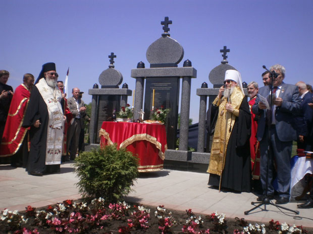 Гробље руских емиграната отргнуто од заборава и корова